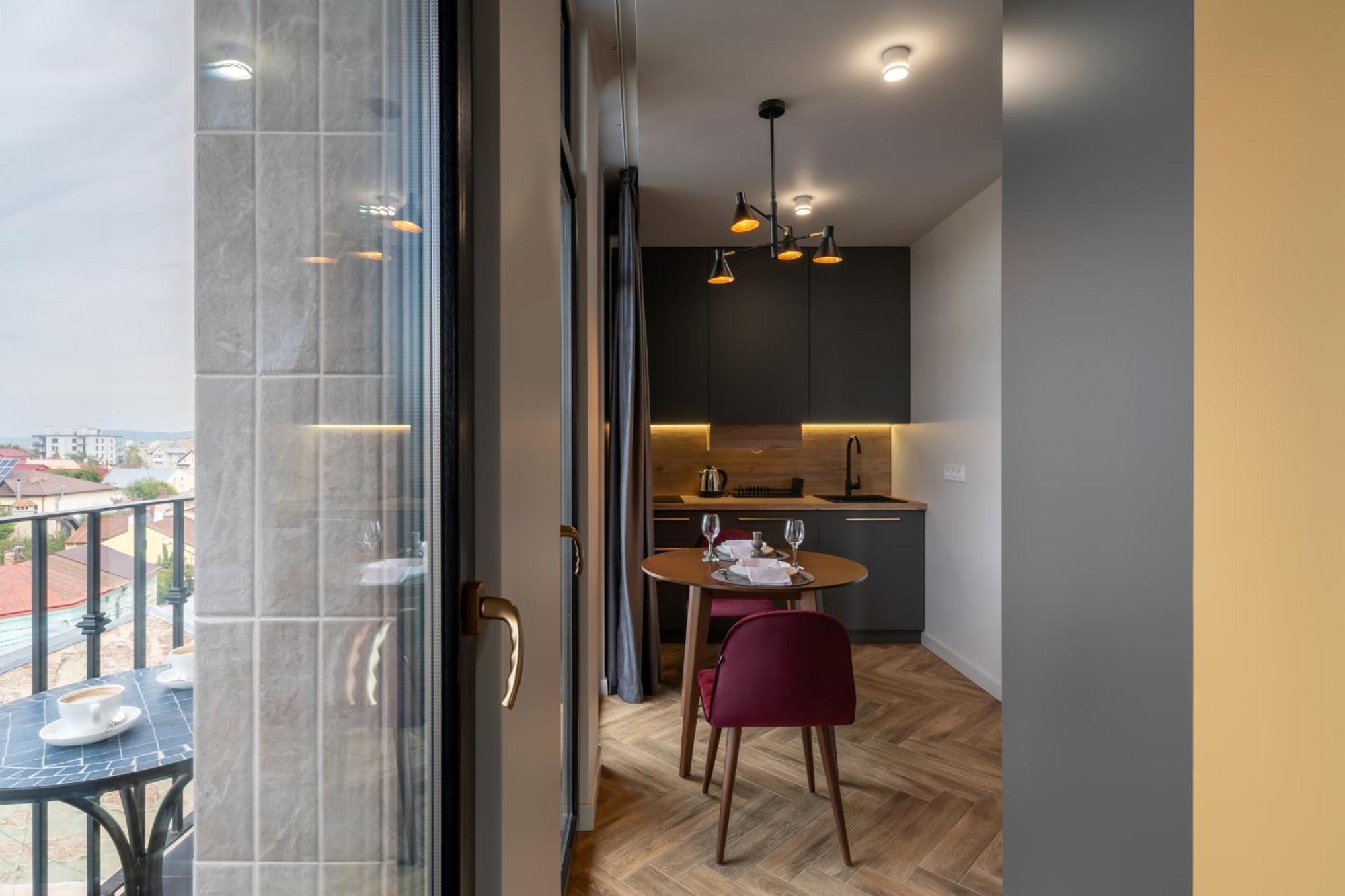 Ridge Apartments Czernowitz Exterior foto